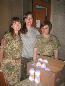 Волонтери з Артемівська отримали зондове харчування
